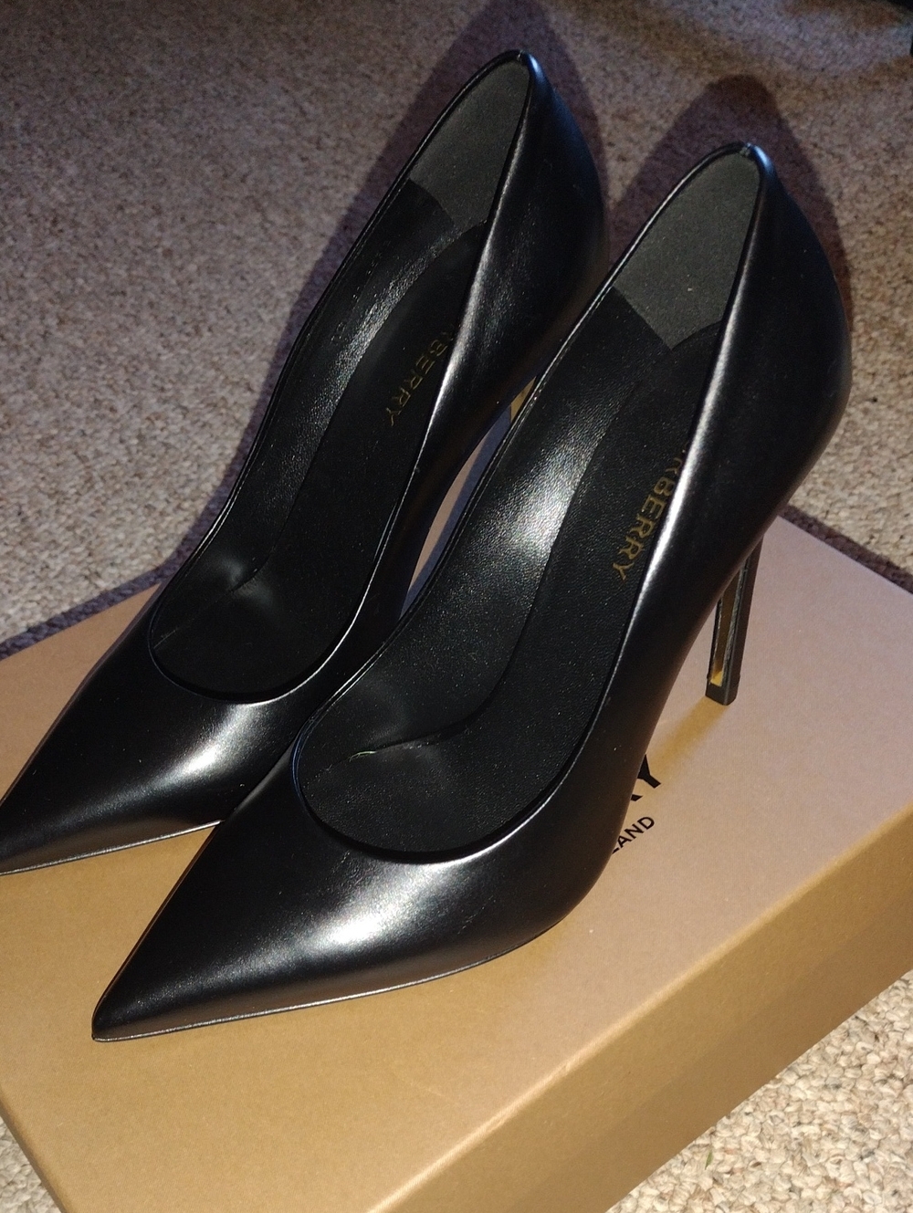 Burberry point pumps black size 6.5 - Picture 9 of 15